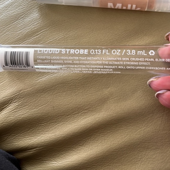 NIB! Milk makeup liquid strobe in Beam. Highlighter illuminator 0.13 ounces - Picture 3 of 5